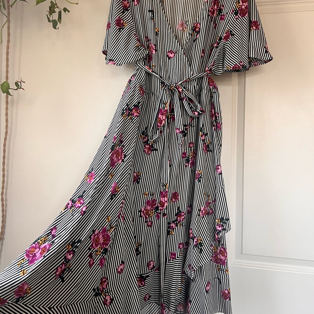 Torrid size 2 summer dress